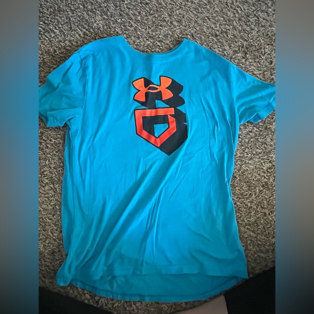 Under Armour boys L